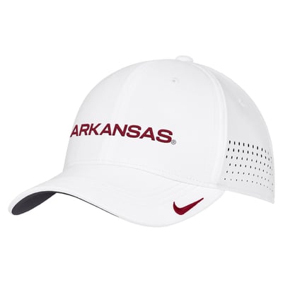 Arkansas Razorbacks Nike 2026 On-Field AeroBill SwooshFlex Dri-FIT Hat - White