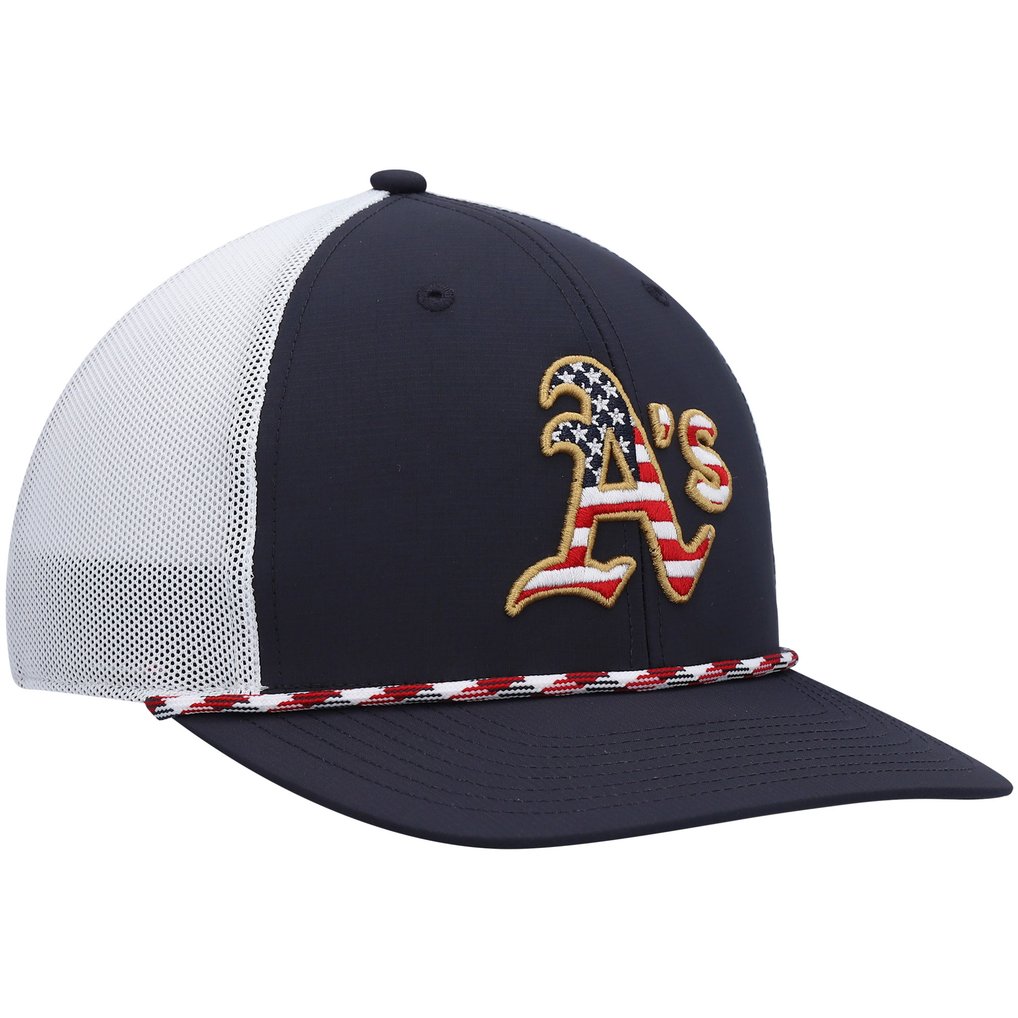 Athletics '47 Flag Fill Trucker Snapback Hat - Navy/White