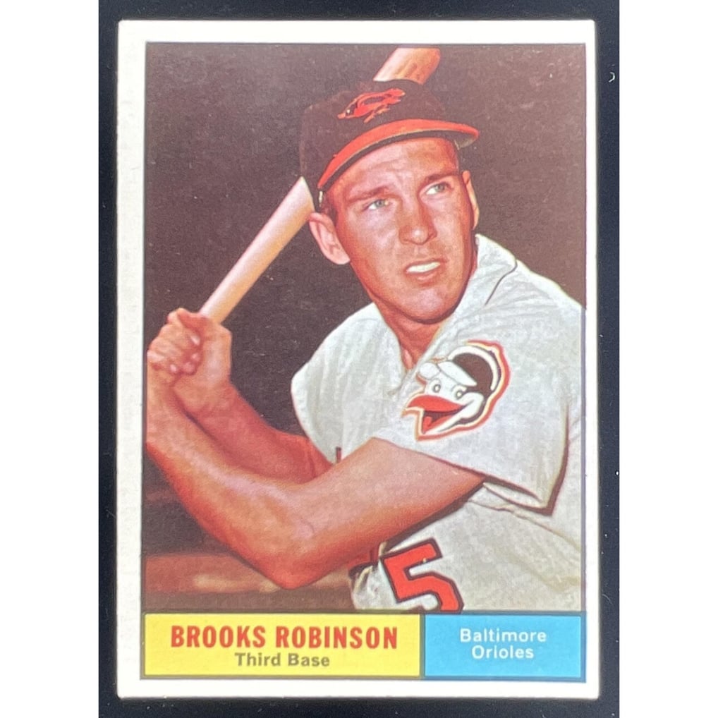 1961 Topps #10 Brooks Robinson