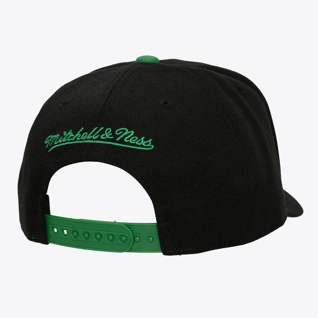  Boston Celtics Mitchell & Ness Class Act Pro Snapback Hat - Black