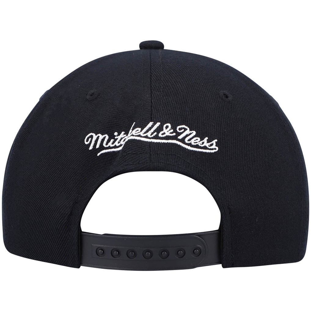 Boston Celtics Mitchell & Ness Hardwood Classics Script 2.0 Snapback Hat - Black