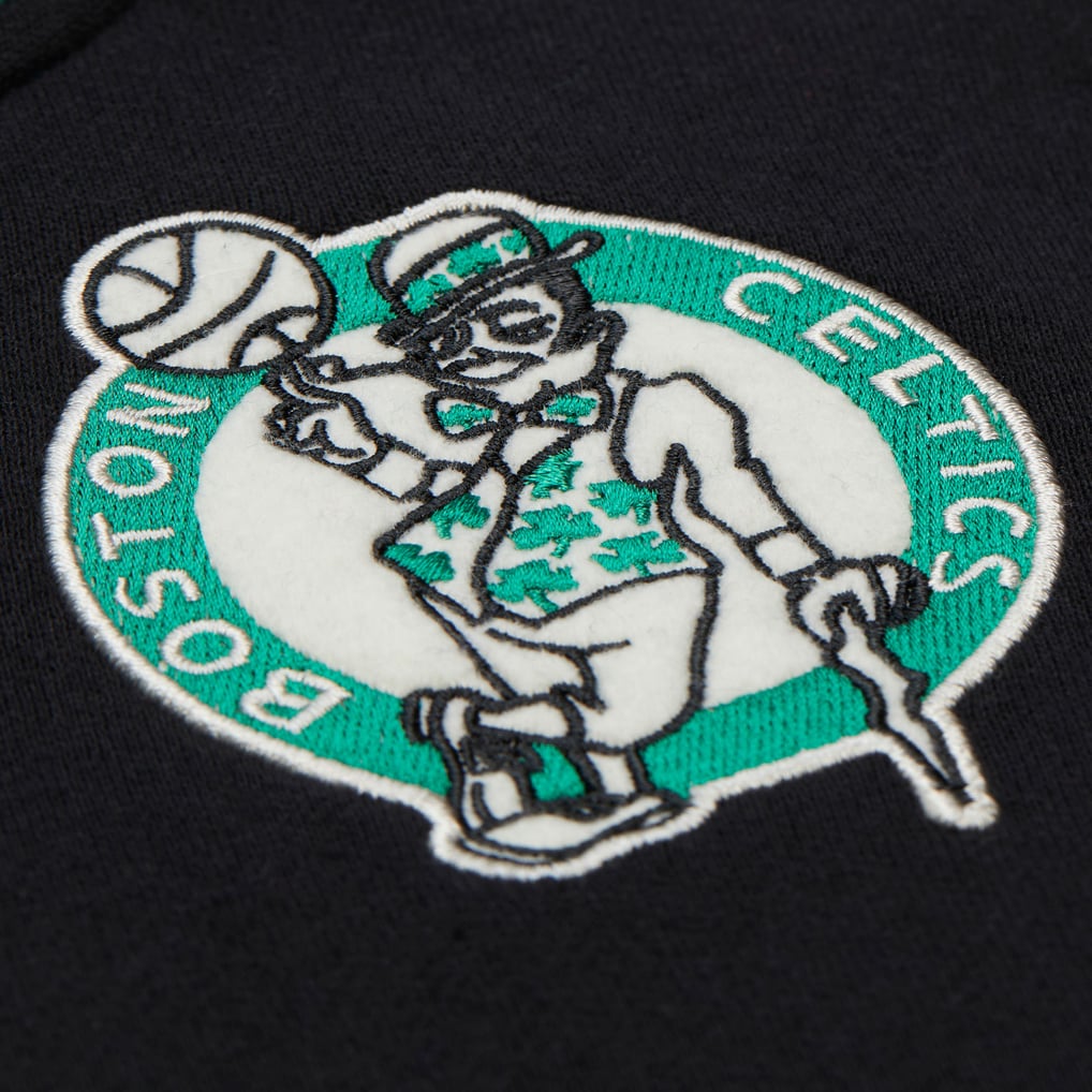  Boston Celtics Mitchell & Ness Vintage Logo Courtside Fleece Full-Button Jacket - Black