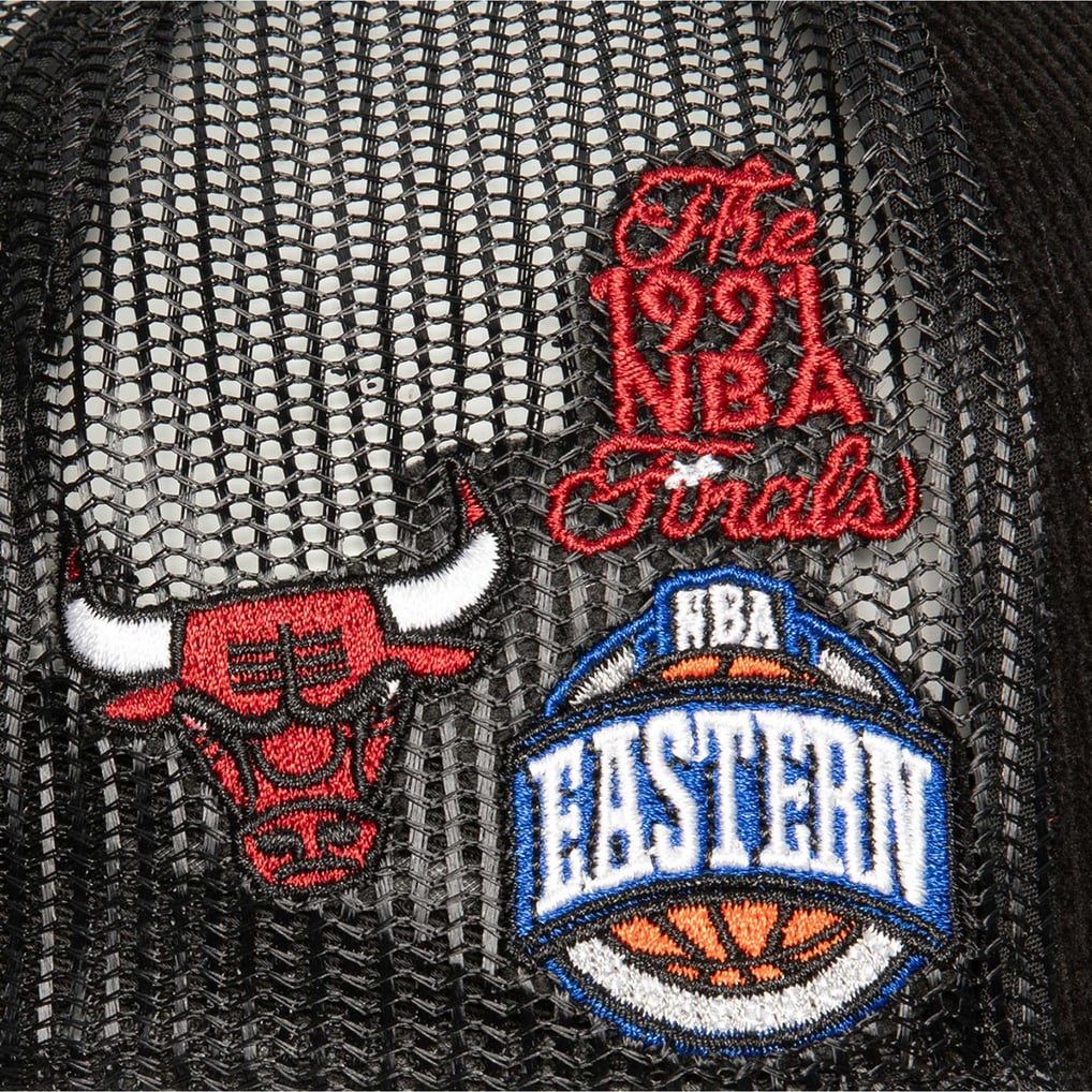 Chicago Bulls Mitchell & Ness Times Up Classic Script Cord Trucker Hat - Black