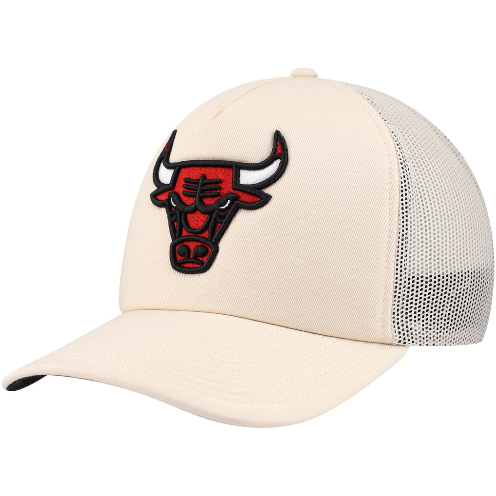 Chicago Bulls Mitchell & Ness Trucker Adjustable Hat - Cream