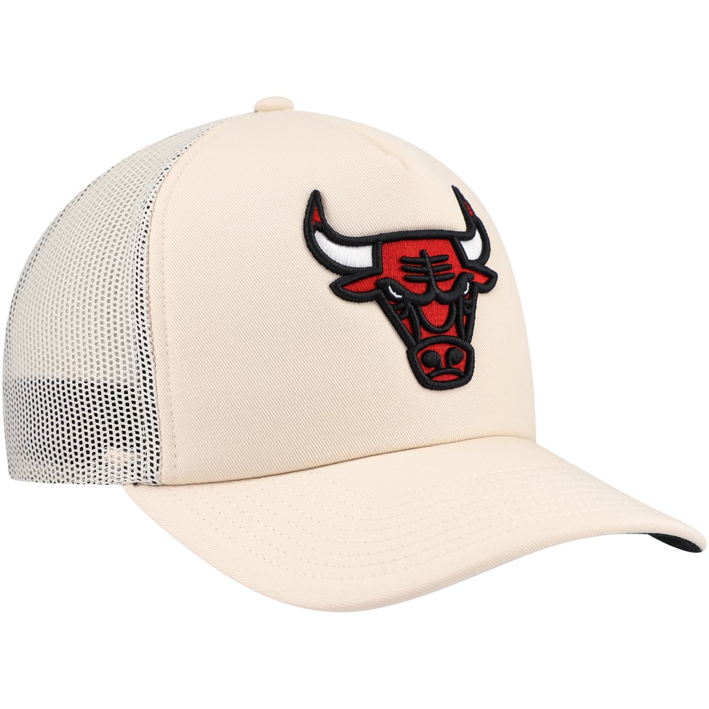 Chicago Bulls Mitchell & Ness Trucker Adjustable Hat - Cream