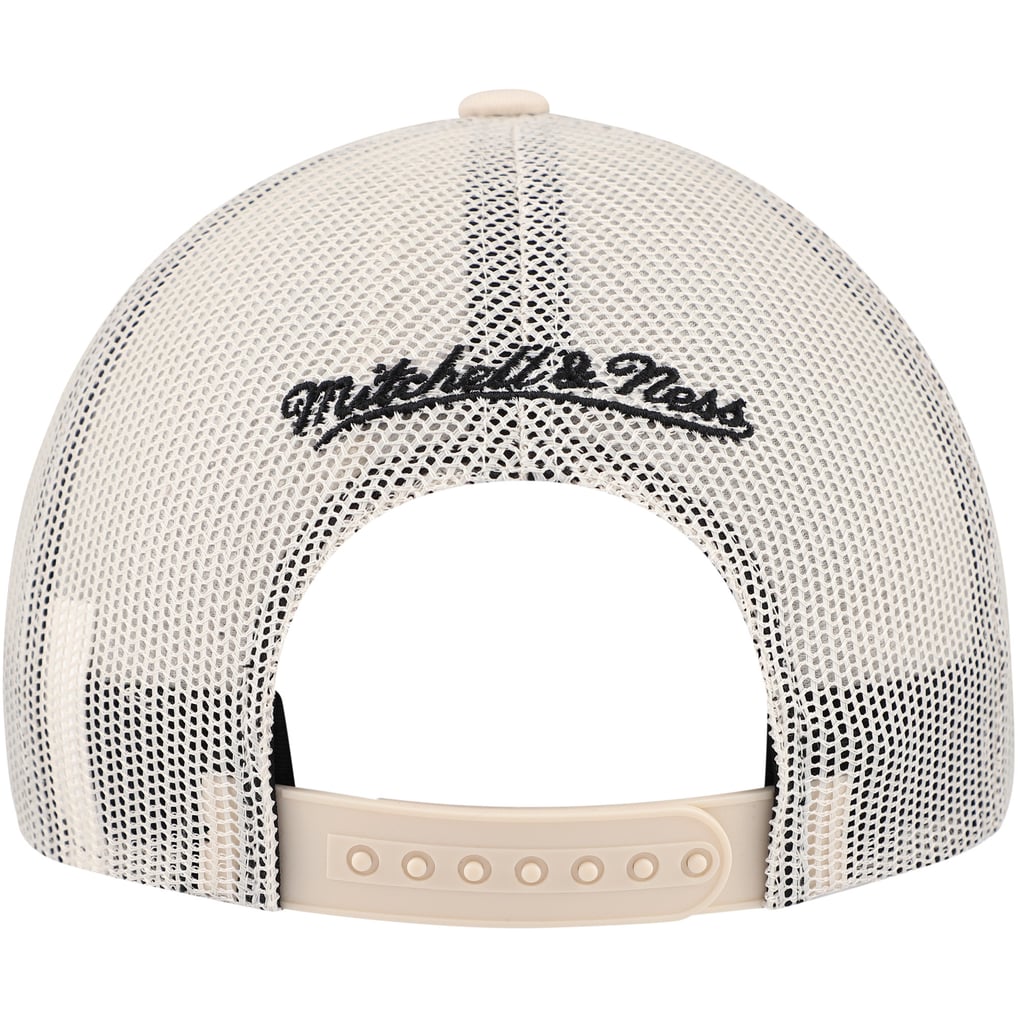 Chicago Bulls Mitchell & Ness Trucker Adjustable Hat - Cream