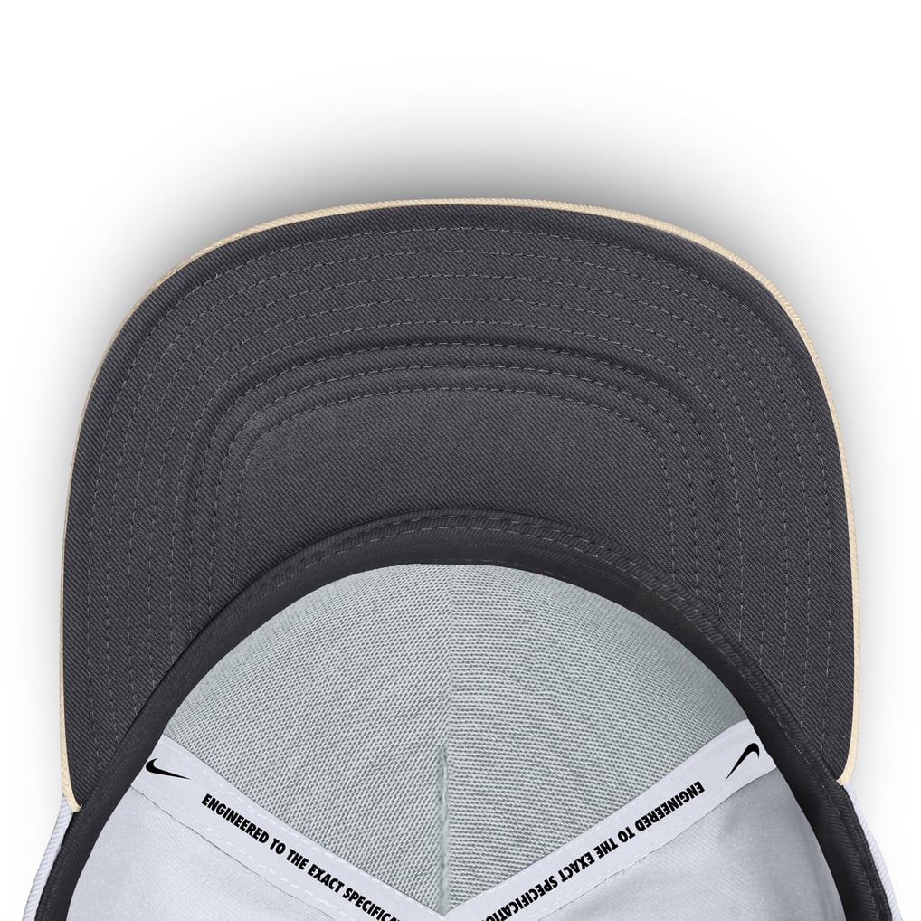  Chicago Cubs Nike Pro Performance Snapback Hat - White/Cream