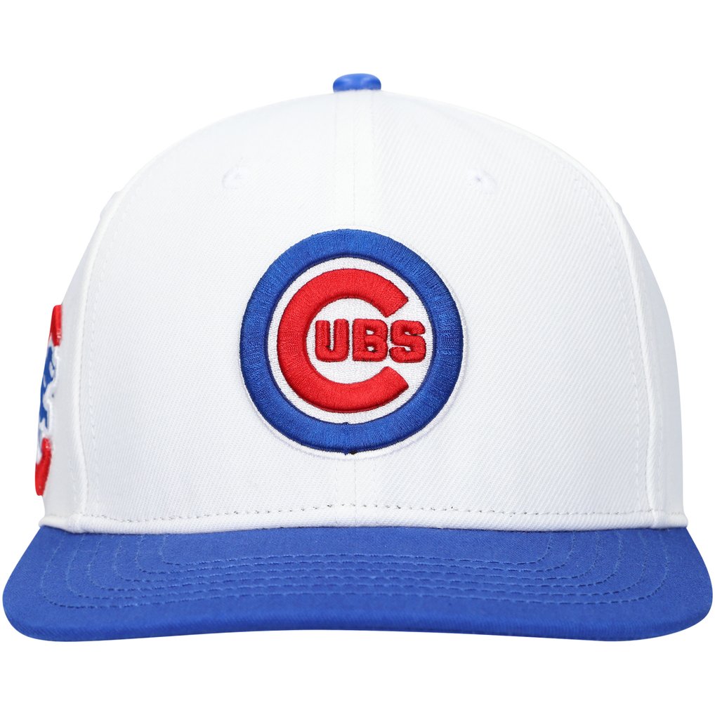 Chicago Cubs Pro Standard Logo Snapback Hat - White/Royal
