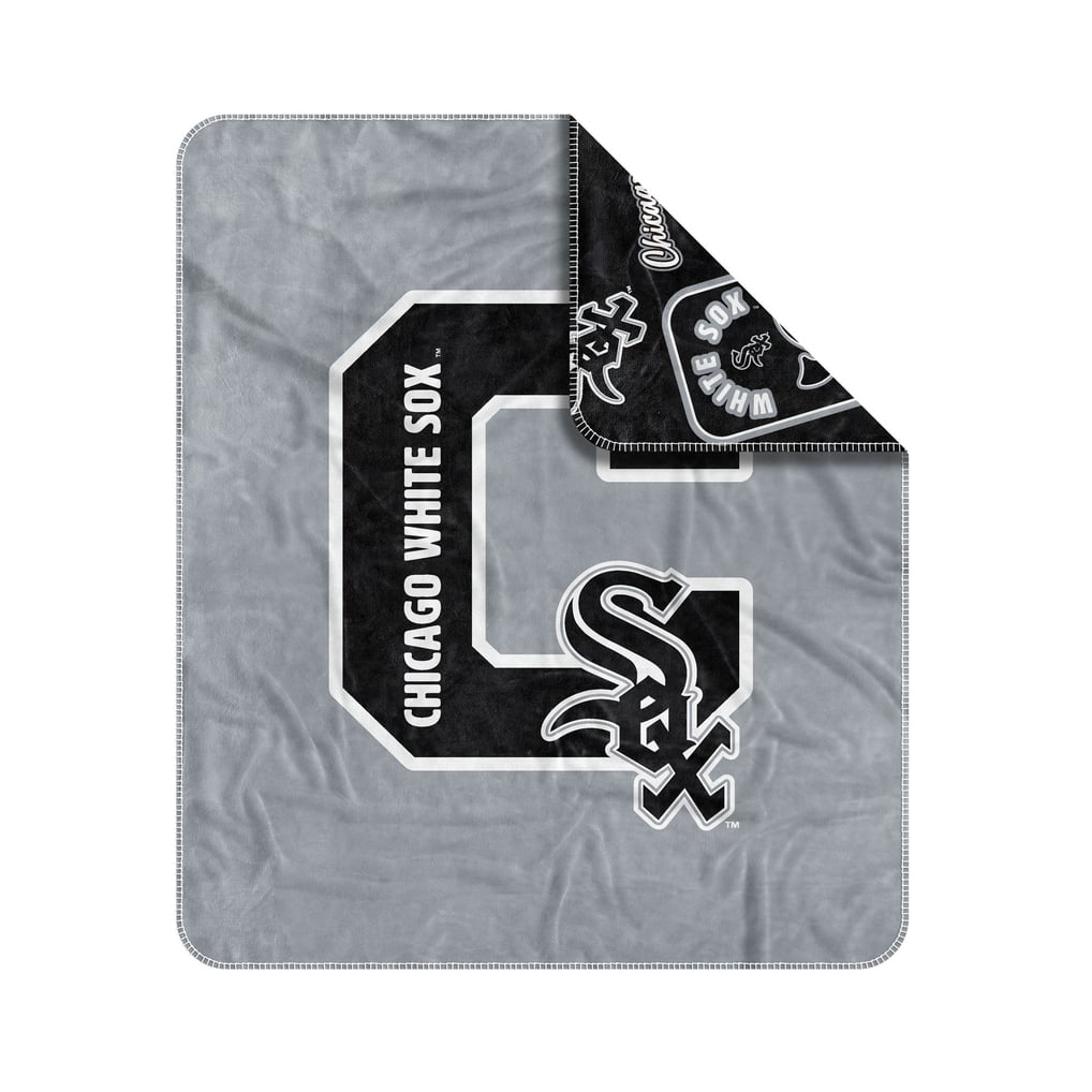  Chicago White Sox 50" x 60" Dream Weave Throw Blanket