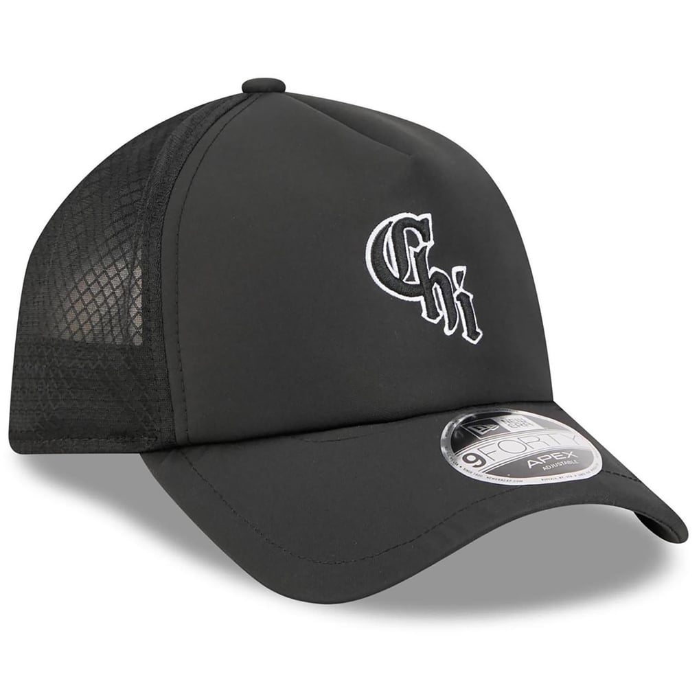 Chicago White Sox New Era 2026 Batting Practice Alternate Apex 9FORTY Adjustable Hat - Black