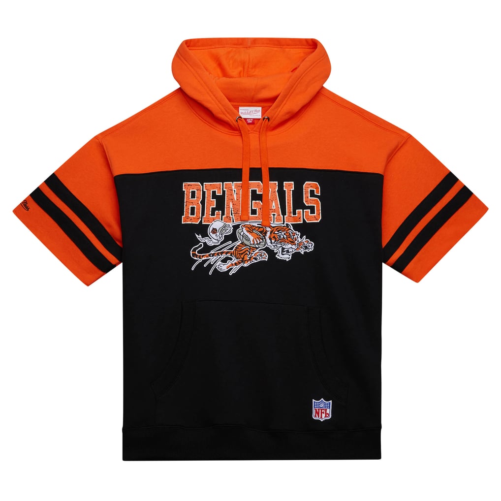 Cincinnati Bengals Mitchell & Ness  Off Field Vintage Logo Short Sleeve Pullover Hoodie - Black