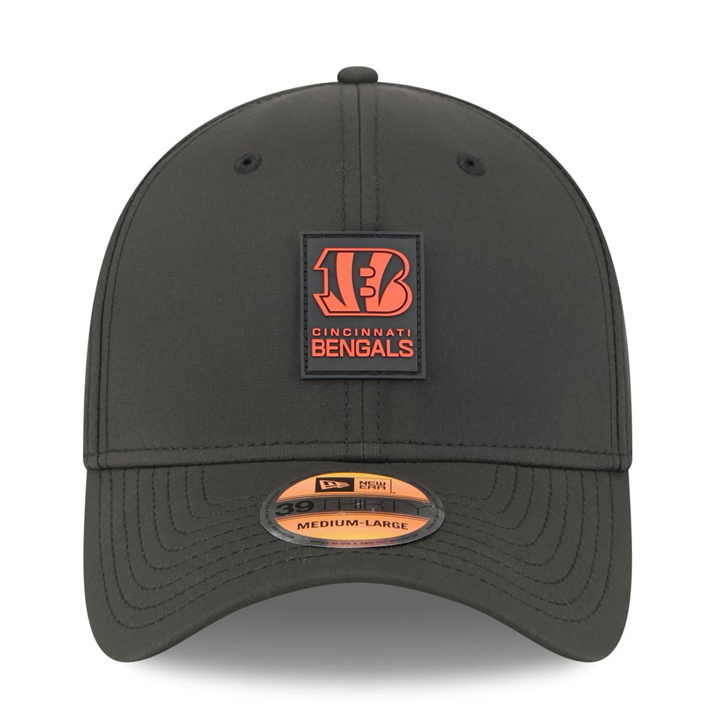 Cincinnati Bengals New Era 2025 Sideline 39THIRTY Flex Hat - Black