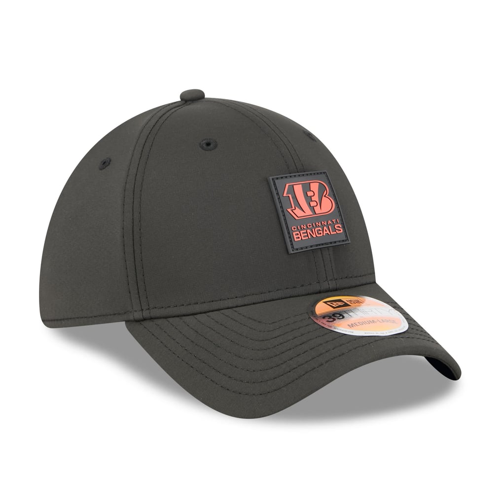 Cincinnati Bengals New Era 2025 Sideline 39THIRTY Flex Hat - Black