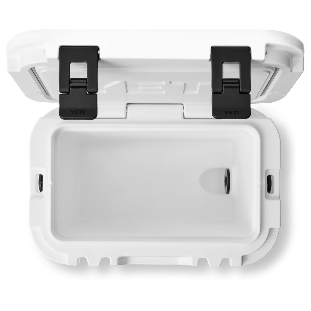 Cincinnati Reds YETI Roadie 15 Hard Cooler