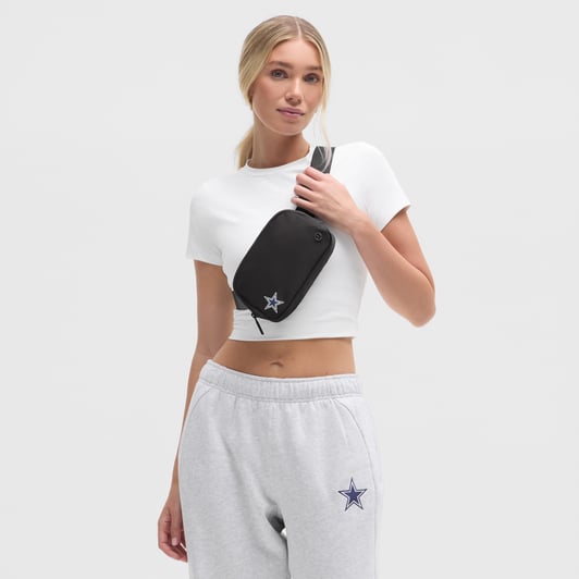 Dallas Cowboys lululemon Everywhere Belt Bag - Black