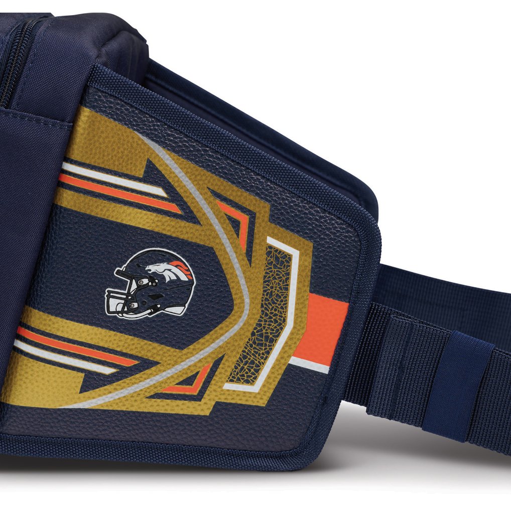  Denver Broncos IGLOO WWE Legacy Belt Cooler