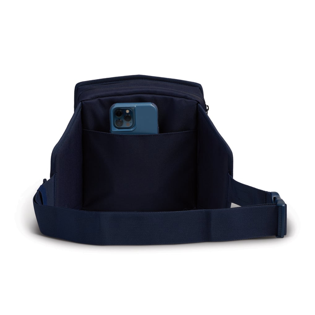  Denver Broncos IGLOO WWE Legacy Belt Cooler