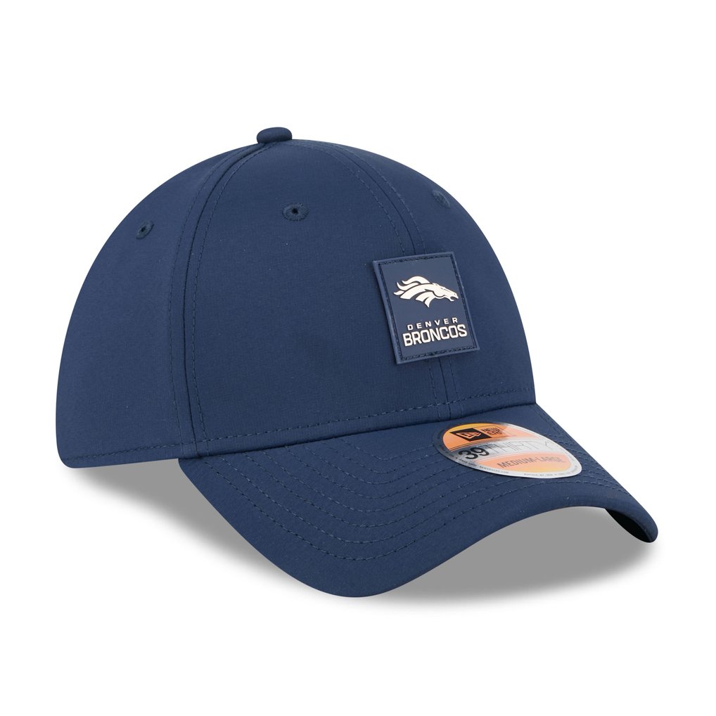 Denver Broncos New Era 2025 Sideline 39THIRTY Flex Hat - Navy