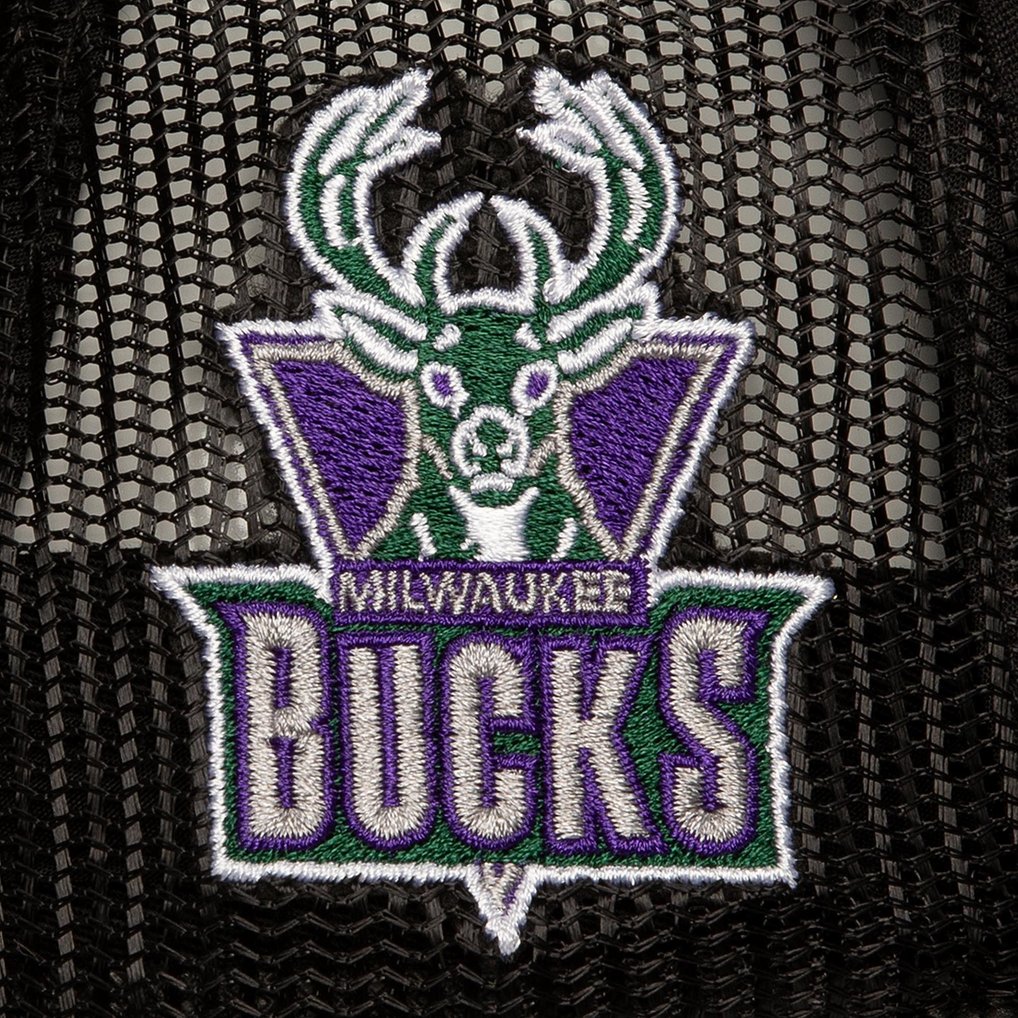 Milwaukee Bucks Mitchell & Ness Script Sidepatch Trucker Adjustable Hat - Black