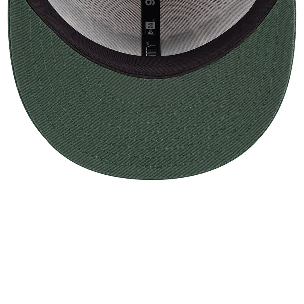 Milwaukee Bucks New Era Throwback Gradient Tech Font 9FIFTY Snapback Hat - White/Hunter Green