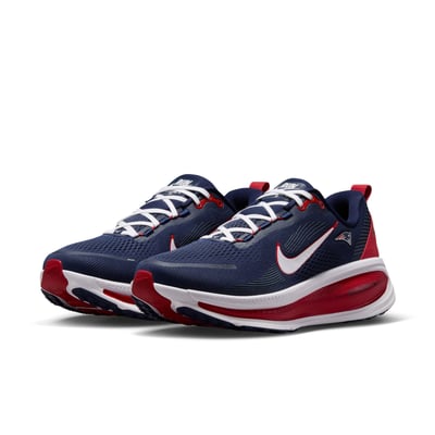 New England Patriots Nike Vomero 18 Running Shoes