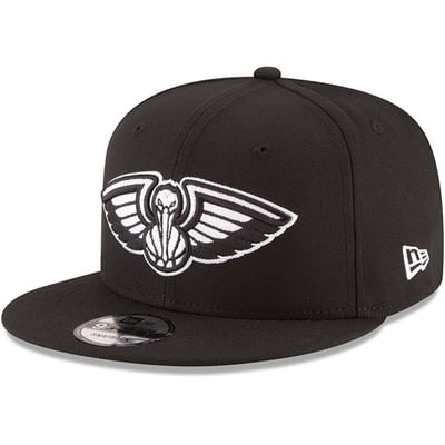New Orleans Pelicans New Era Black & White Logo 9FIFTY Adjustable Snapback Hat - Black