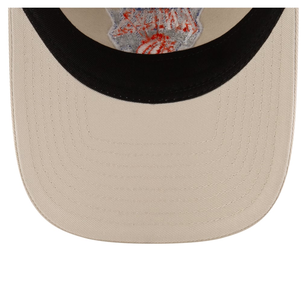New York Knicks New Era Basic 9TWENTY Adjustable Hat - Tan