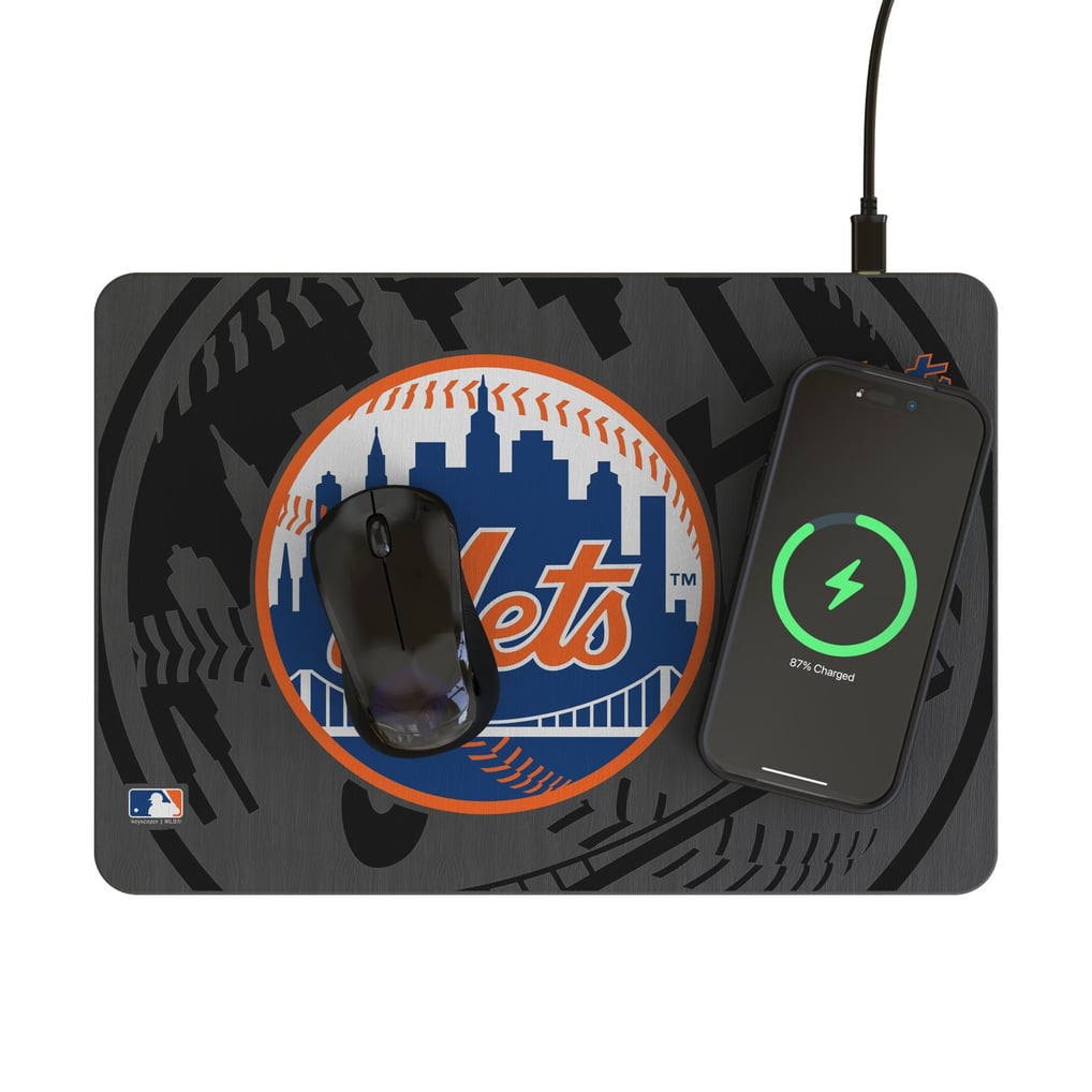 New York Mets Keyscaper 15W Fast Wireless Charger and Mouse Pad