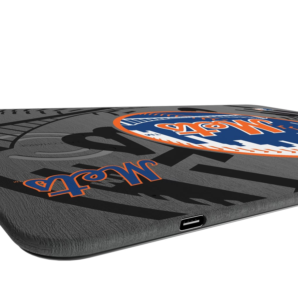 New York Mets Keyscaper 15W Fast Wireless Charger and Mouse Pad