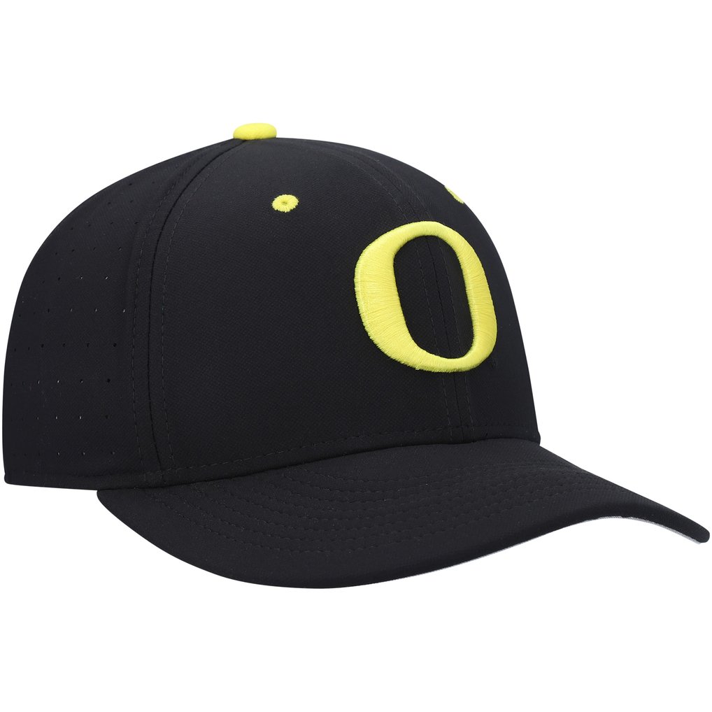 Oregon Ducks Nike Aero True Baseball Performance Fitted Hat - Black