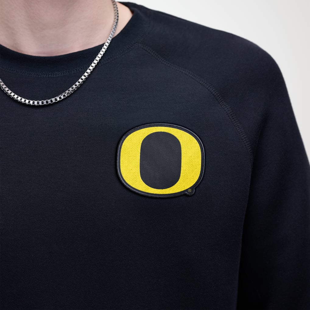 Oregon Ducks Nike Tech Fleece Raglan Sweatshirt - Black
