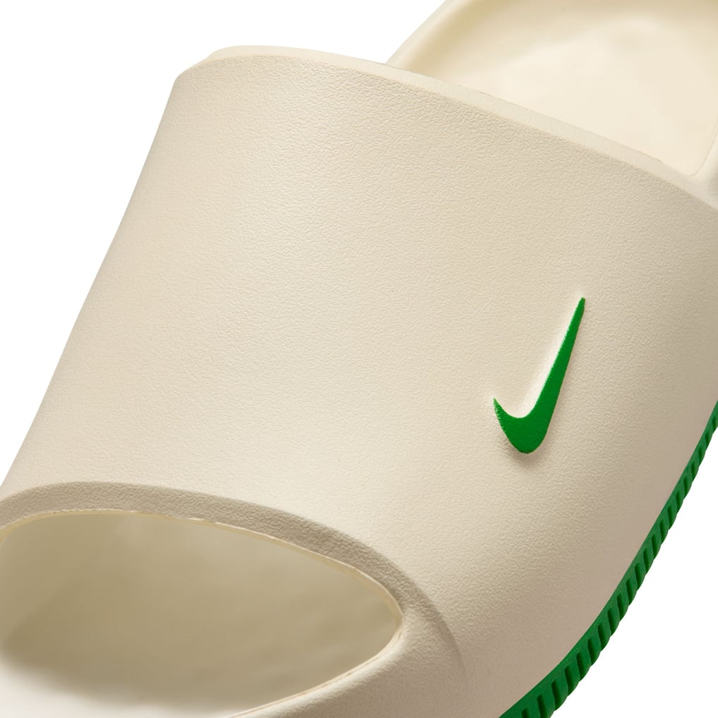 Oregon Ducks Nike Calm Slides 2.0