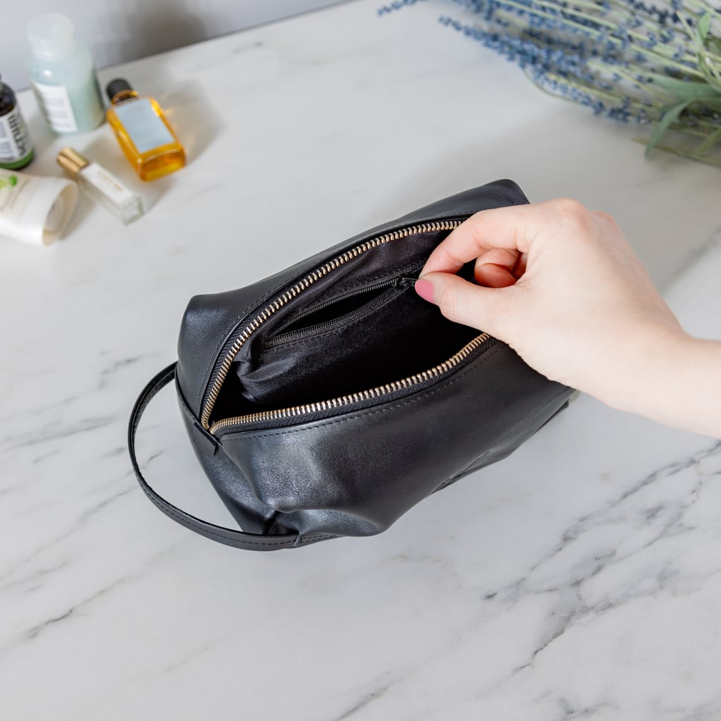 Pitt Panthers Hybrid Leather Lined Dopp Toiletry Bag