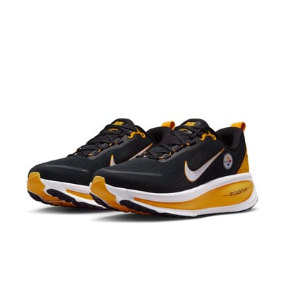 Pittsburgh Steelers Nike Vomero 18 Running Shoes