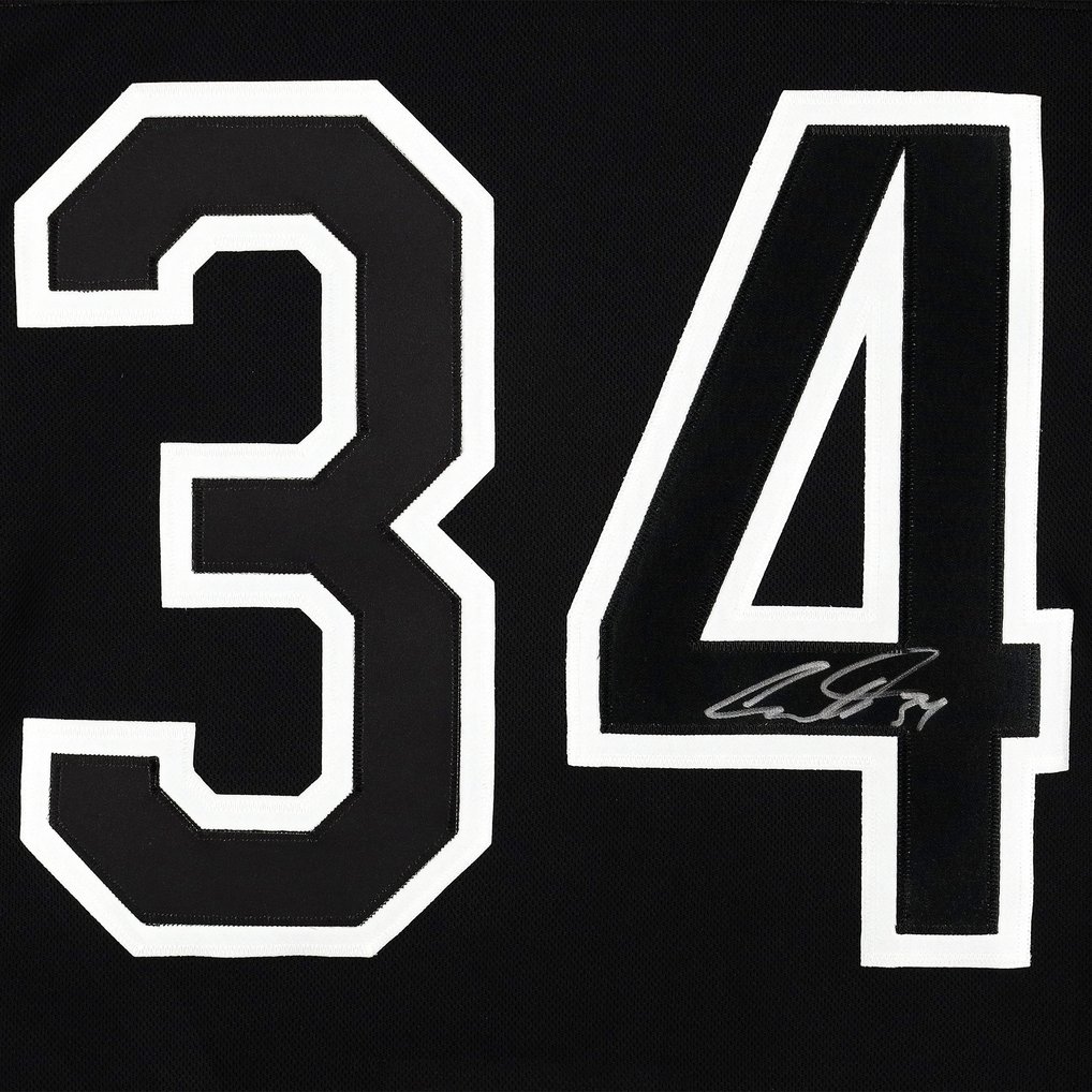 Auston Matthews Toronto Maple Leafs Fanatics Authentic Autographed Adidas Alternate Authentic Jersey - Black