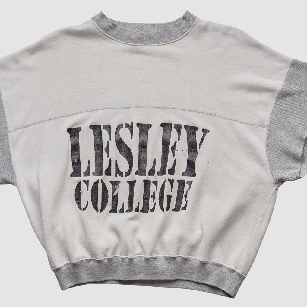 Wellesley College 90s Pullover Sweatshirt - White - XL by Fanatics Real Vintage